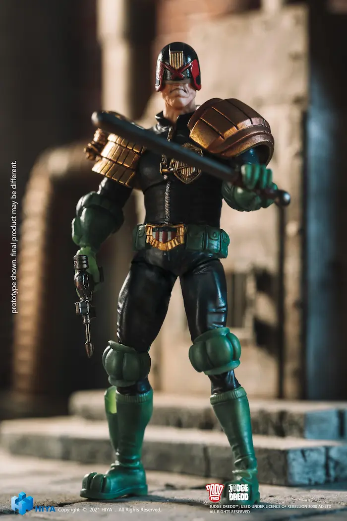 Judge Dredd figure preview two
